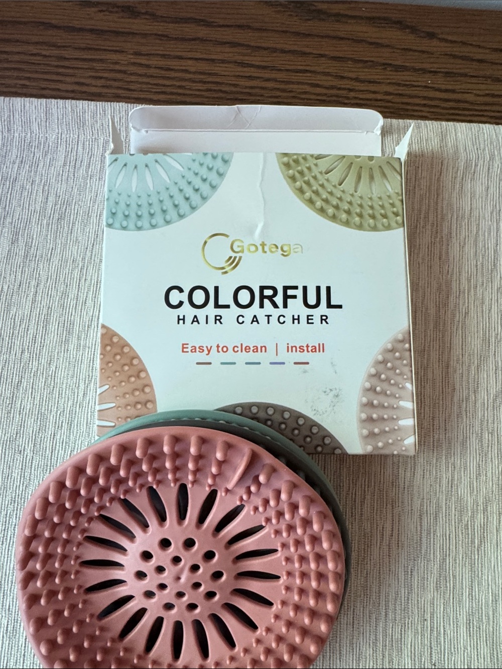 4 Colorful Hair Catchers